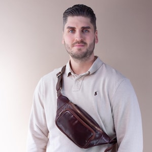 Leather fanny pack for men, belly bag, bum bag, belly bag, personalized crossbody bag, belt bag, birthday gift, handmade gift for men