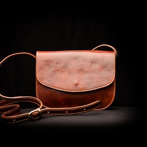 leather crossbody bag for women, leather shoulder bag, vintage handbag, vintage purse, saddle bag, gift for her, handmade gift, gift women