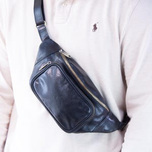 Leather fanny pack for men, belly bag, bum bag, belly bag, personalized crossbody bag, belt bag, birthday gift, handmade gift for men