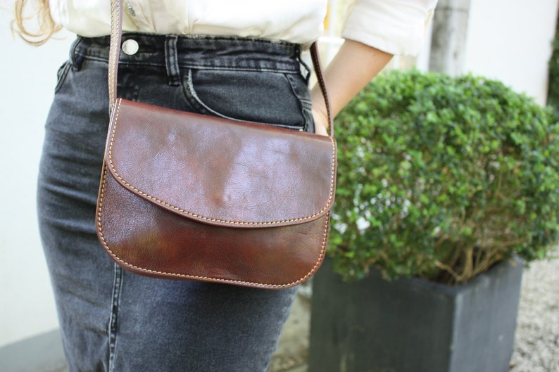 Leather shoulderbag, handmade leather bag, leather saddle bag, leather handbag, crossbody bag, leather purse, gift for her, bithday gift image 1