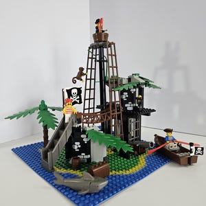 Rare Vintage Lego Forbidden Island Set 6270 - Almost Complete