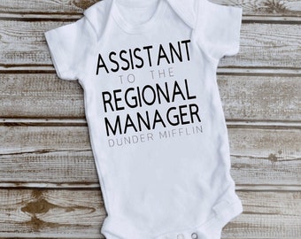 Assistent des Regionalmanagers Onesies®, Baby Onesies®, Das Büro