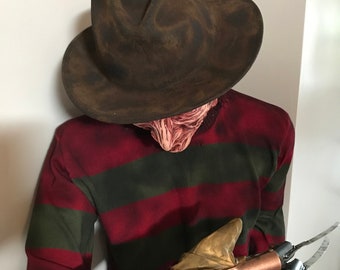 Freddy Krueger A Nightmare on Elm Street Jumper Sweater & Fedora Hat Cosplay custom weathered Halloween Fancy Dress horror