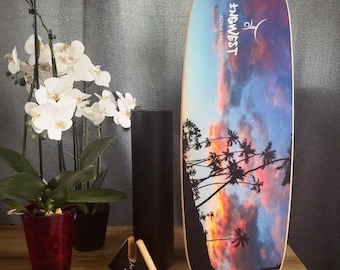 Wooden Balance Board Trainer with Anti-Slip Roller. A great sport gift. Extreme sport. Surf. Snowboarding. Fitness. Gym.