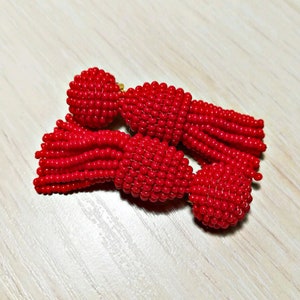 Red color/ beaded tassel /Short-tassel /oscar de la renta/clip on earrings/beading dangle earrings/Earrings with sterling