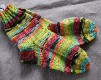 Hand-knitted socks size 24/25