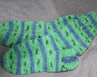 Hand-knitted socks, size 26/27