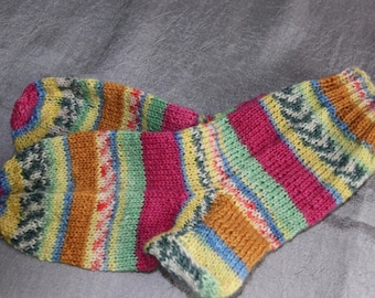 Handgestrickte Socken Größe 28/29
