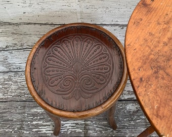 Rare Original Thonet Stool with Paper Label and Peacock Embossed Seat