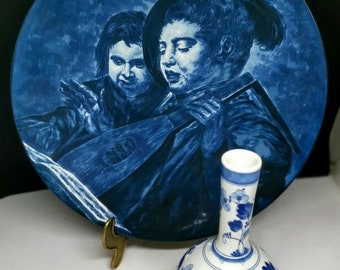 Hand-painted, Delft porcelain - ceramic, De Porceleyne Fles Joost Thooft vase and wall plate