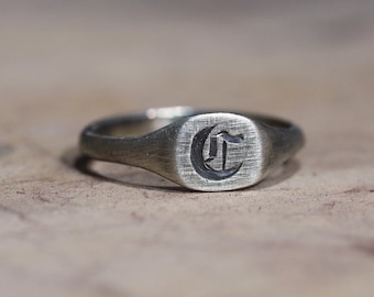 Hand Engraved Mini Signet Ring – 7.5mm – Sterling Silver