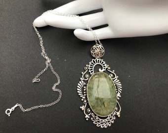 Vintage Sterling Silver Large Moss Agate Decorative Pendant Necklace