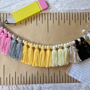 Pencil Garland/Back to School Pencil Garland/Classroom Decoration/Teacher Decor/School Shelf Decor/Pencil School Party