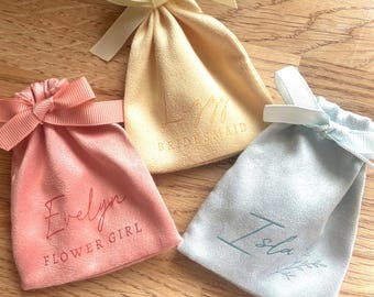 Personalized Faux Suede Jewelry Pouch, Bridesmaid Gift (8x8cm)