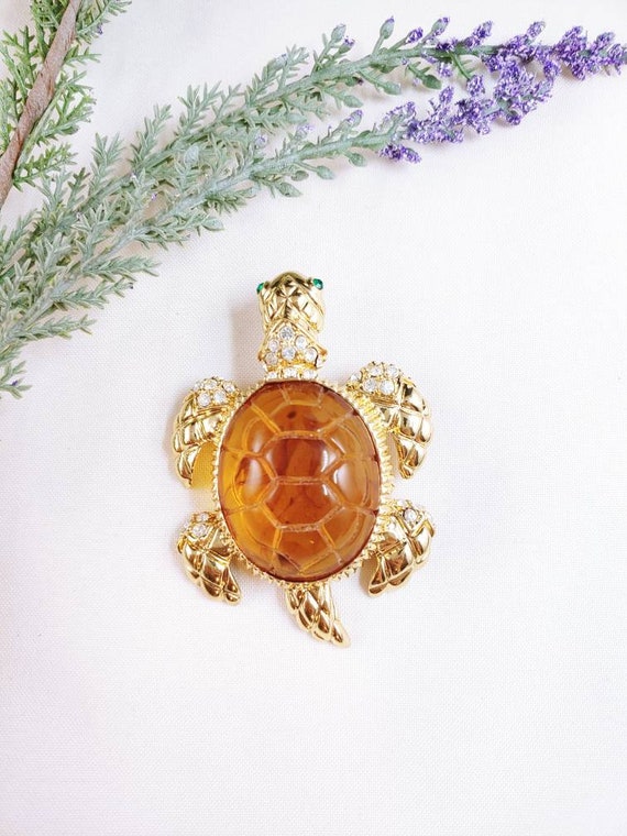 Vintage Adorable Brooch pin Turtle gold tone Faux… - image 1