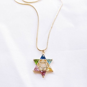 Beautiful Star of David Jewish Hebrew Simulated Gemstone Glass Stones Pendant 18.25" snake link necklace gold tone
