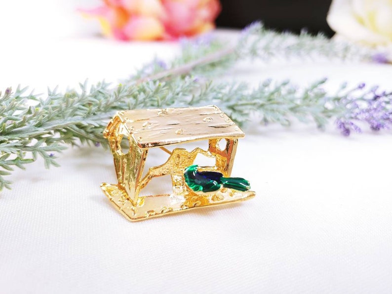 Vintage Adorable Bird House feeder Birdhouse Trembler Green Enamel Birdy Brooch Pin Gold Tone Garden Gardner Green Blue Bird Watcher image 5