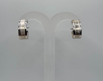 14K Solid White Gold Wide Huggie Hoop Earrings_ MT76