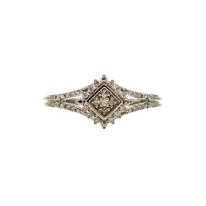 Vintage Exotic Split Shank Pave Diamond Ring Center with Multi-Top Rhombus Design - 10k Solid White Gold - Ring Size 7 - KR02/ Box 5