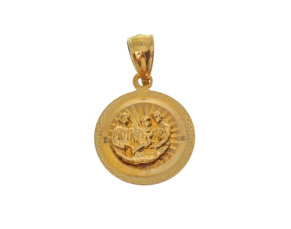 Circle-Shaped Pendant with Family Picture Engraved - 14k Solid Yellow Gold - 2911AM