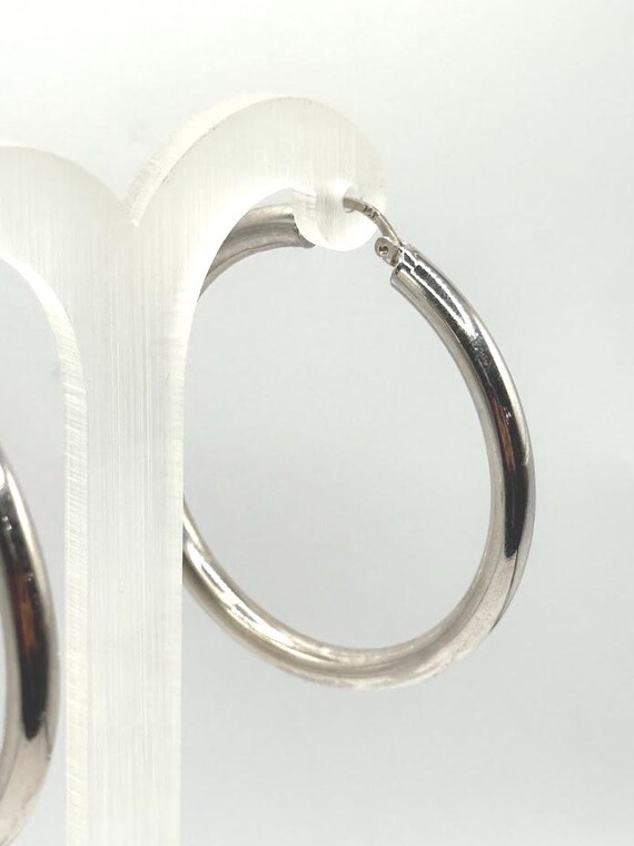Classic Solid 14K Gold Medium Hoop Earrings_ LN20 - image 4