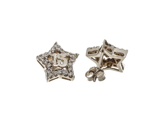 Adorable 14k Solid Gold '15' Anos Star-Shaped Stu… - image 2