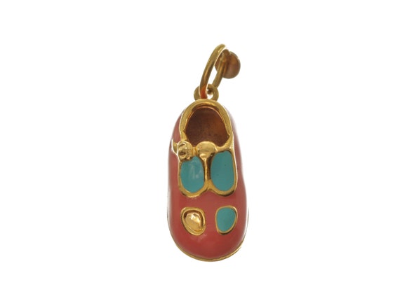 Chic Three-Tone Shoe Pendant crafted in 14k Gold -
