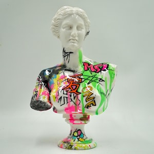 Aphrodite Statue-Greek Sculpture-Graffiti Art- Handmade Art Statue-Venus Statue-32cm NEW
