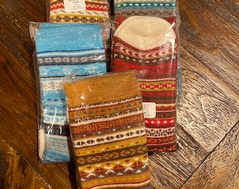 Peruvian Alpaca Socks: Breathable, hypoallergenic, natural materials