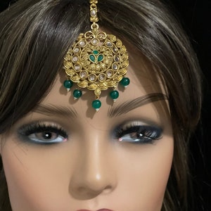 Large Tikka/ Polki Kundan Tikka/ Tikka/ Kundan Jewelry/ Wedding Jewelry/ Green Tikka/ Indian Jewelry/ Pakistani Jewelry/ Maang Tikka