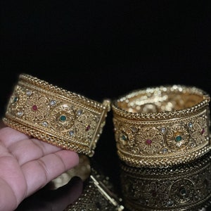 2.6/Gold Armreifen/Paar/Braut Schmuck/Armreifen/öffenbare Armreifen/indische Armreifen/indischer Schmuck/Pakistanischen Schmuck/Täglich tragbar