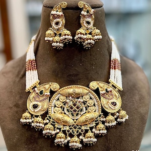 Sabyasachi Choker Set/Earrings/Antique Gold Plated Necklace/Fine Kundan Choker/Indian Jewelry/ Pakistani Jewelry/Indian Choker