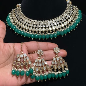 Green Kundan Choker Set/Mirror Kundan Choker/Tikka/Kundan Choker/Earrings/Indian Jewelry/Pakistani Jewelry/Kundan Jewelry