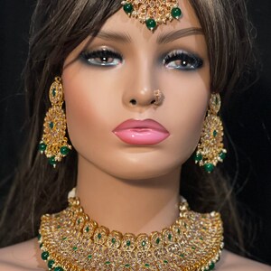 Fine Kundan Jewelry,
Emerald Set,
Emerald Polki,
Indian Bridal,
Pakistani Wedding,
Indian Wedding,
Pakistani Necklace,
Pakistani Jewelry,
Indian Jewelry,
Sabyasachi Necklace,
Indian Choker,
Kundan Necklace,
Indian Jewellery,
Indian Necklace Set