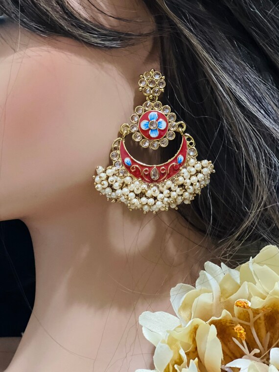 Boucles d'oreilles à la mode en perles Kundan plaquées or ethnique de