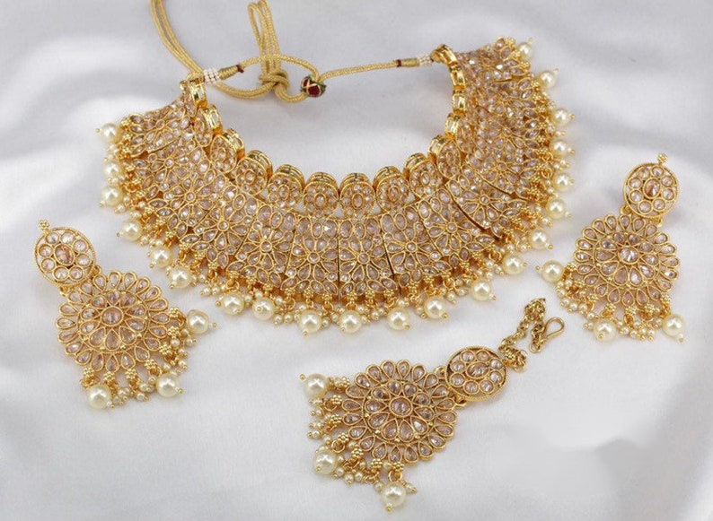 Pearl Necklace,
Dainty Necklace,
Beaded Jewelry Set,
Silver Jewelry Set,
Bridal Jewelry,
Bridesmaid Necklace,
Unique Birthday Gift,
Anniversary Gift,
Statement Jewelry
Fusion Necklace,
Oxidized Necklace,
One Gram Jewelry,
Choker Necklace,
Traditional