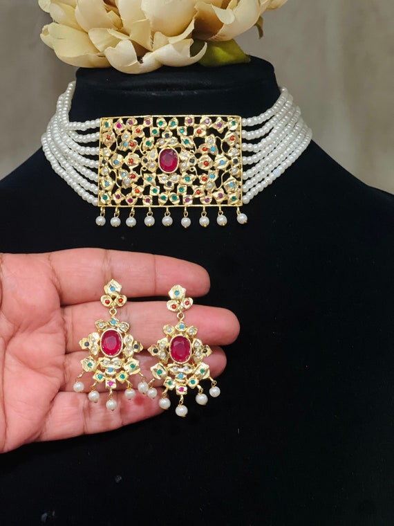 Gold jadau choker best sale necklace