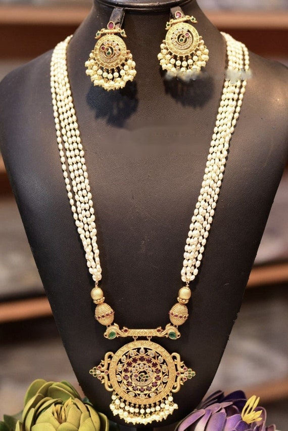 Temple Necklace/rice Pearl Emerald and 