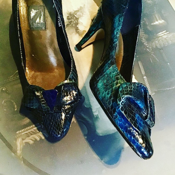 Snakeskin J. Renee kitten heels