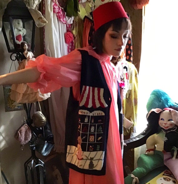 Candy store / florist 3D kitschy vintage knit swea