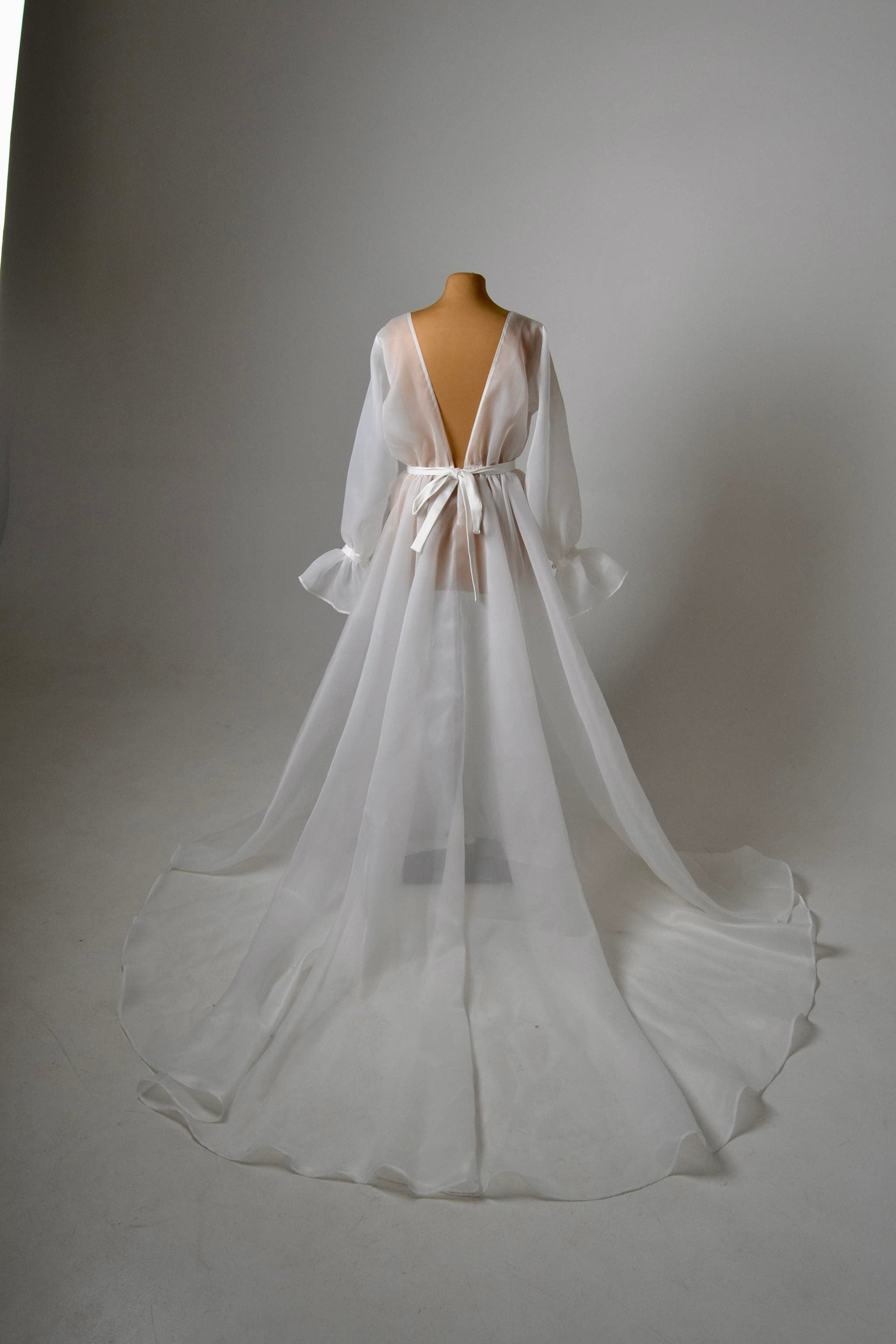 Wedding cape Bridal cape Wedding shawl Wedding cape with sleeves Wedding cloak Shoulder cape Wedding cape veil