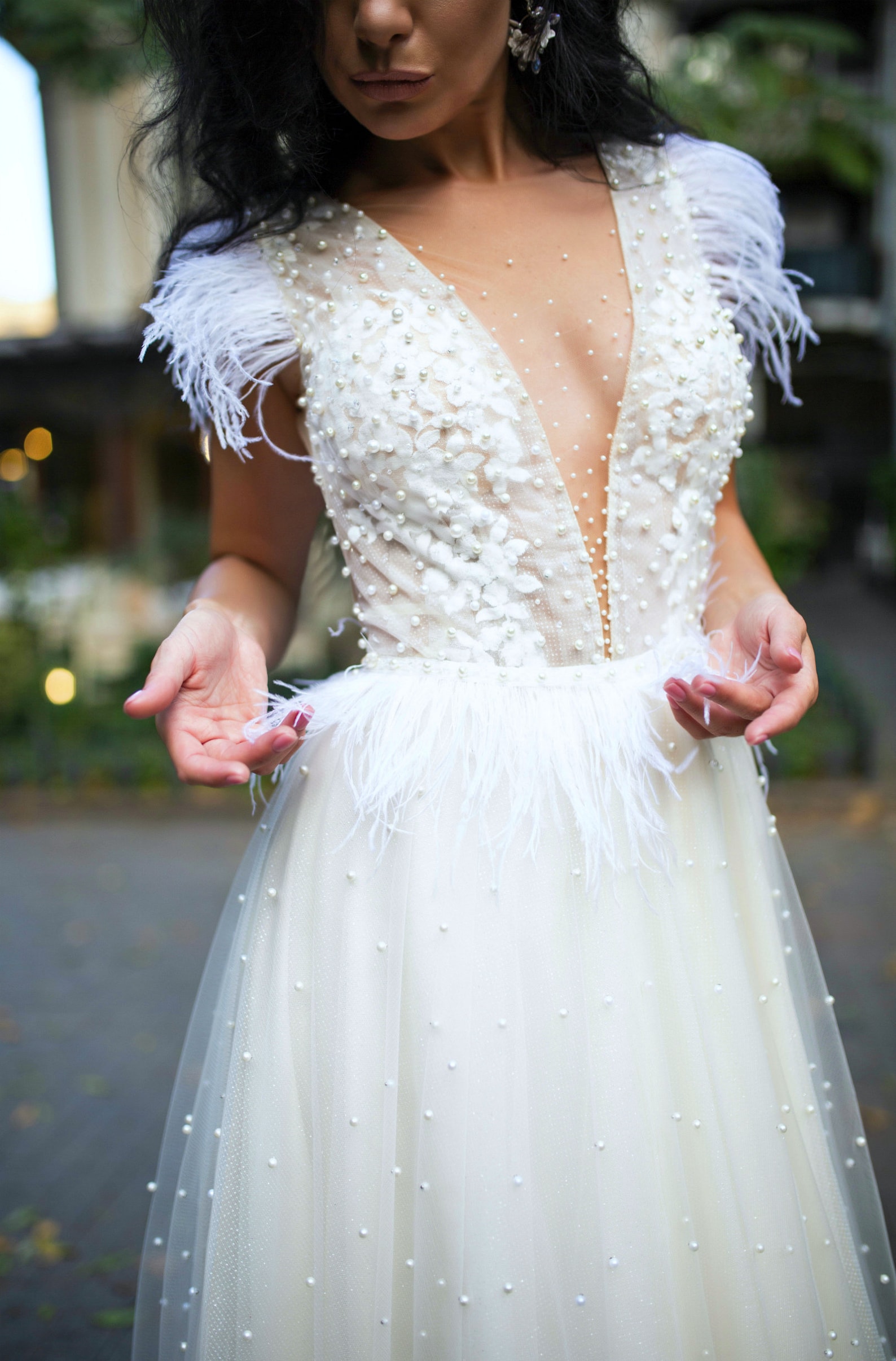 Pearl Wedding Dress With Feathers, Couture Bridal Gown - Etsy Pear
l Wedding Dress With Feathers, Couture Bridal Gown - Etsy