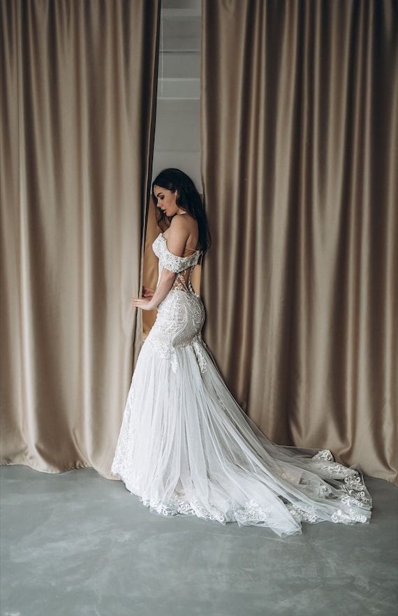 elegant mermaid wedding dresses Elegant Sweetheart Mermaid Lace Backless Tulle Wedding Dresses, FC2692 –  Dairy Bridal main image 0