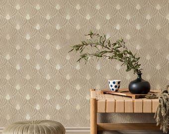 Art Deco Wallpaper with a Scalloped Fan Motif in Beige and Gold - E702