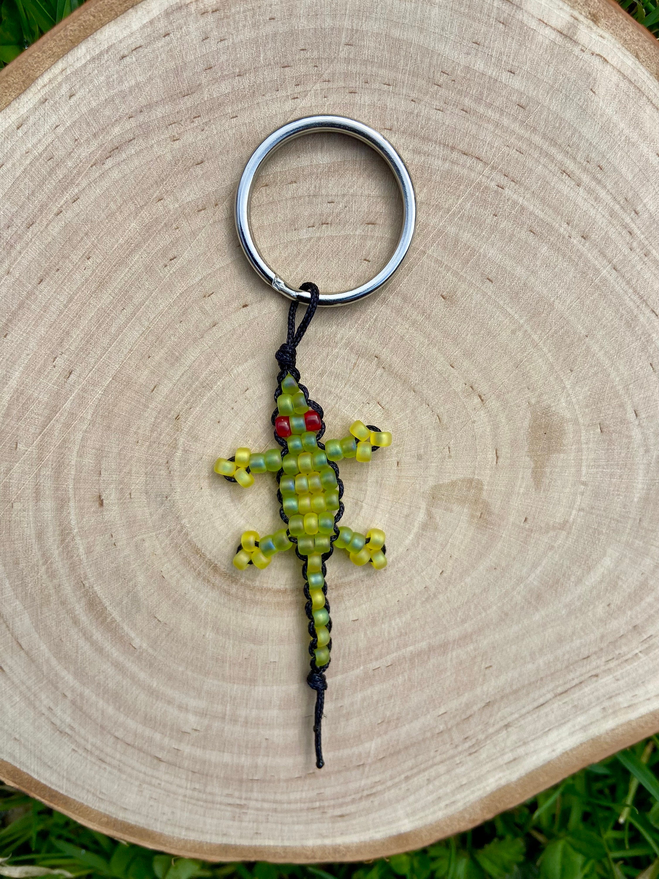 Neon Green Mini Beaded Lizard Keychain L 90s Kid Collection - Etsy