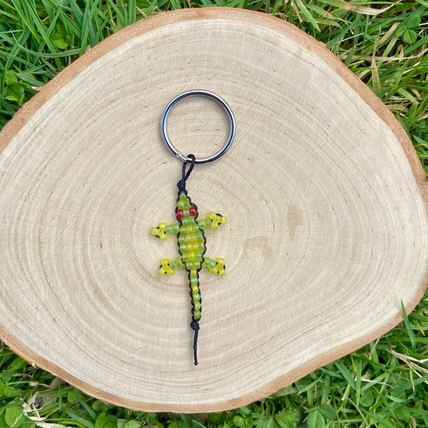 Neon Green Mini Beaded Lizard Keychain l 90s Kid Collection