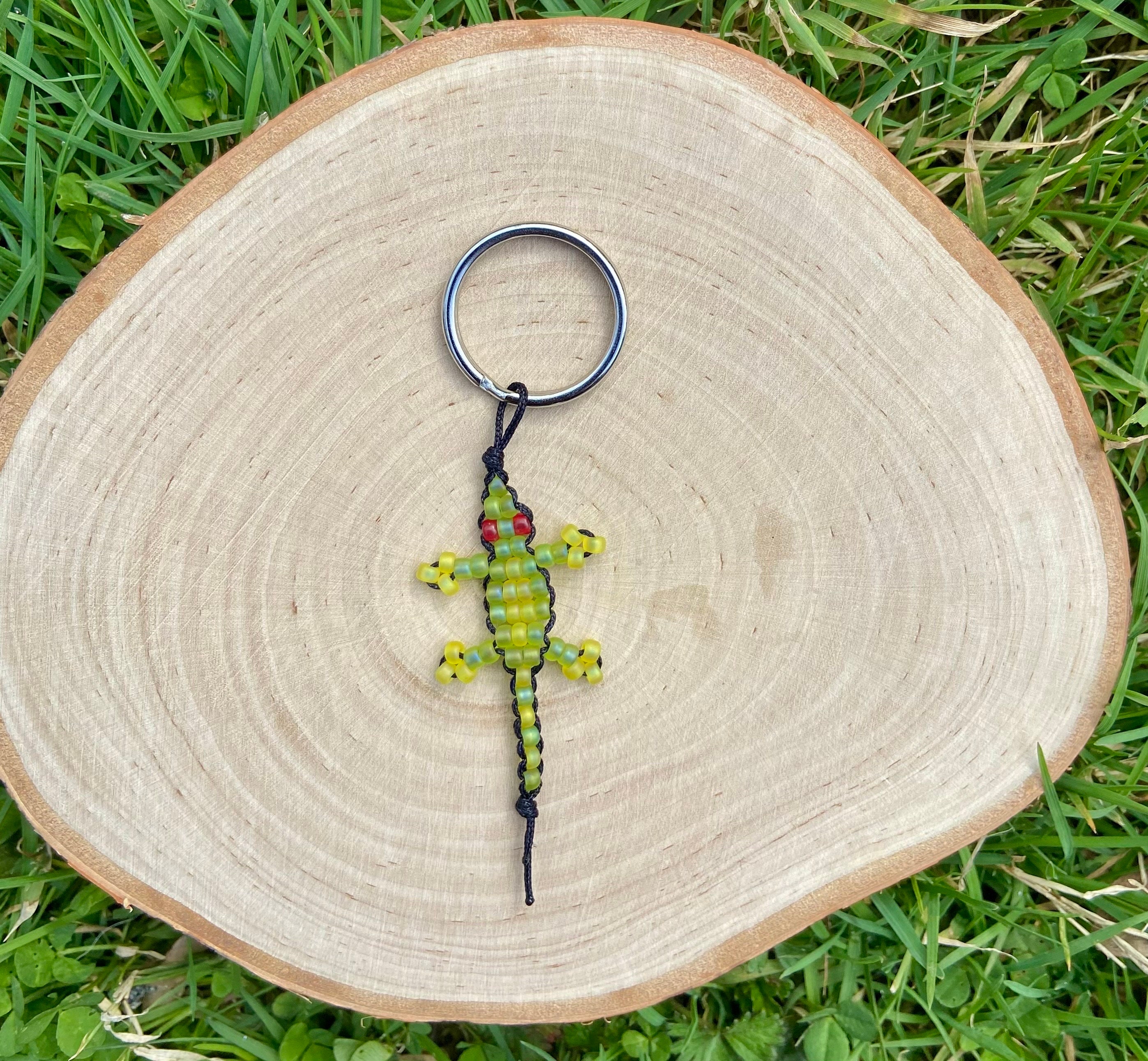 Neon Green Mini Beaded Lizard Keychain L 90s Kid Collection - Etsy