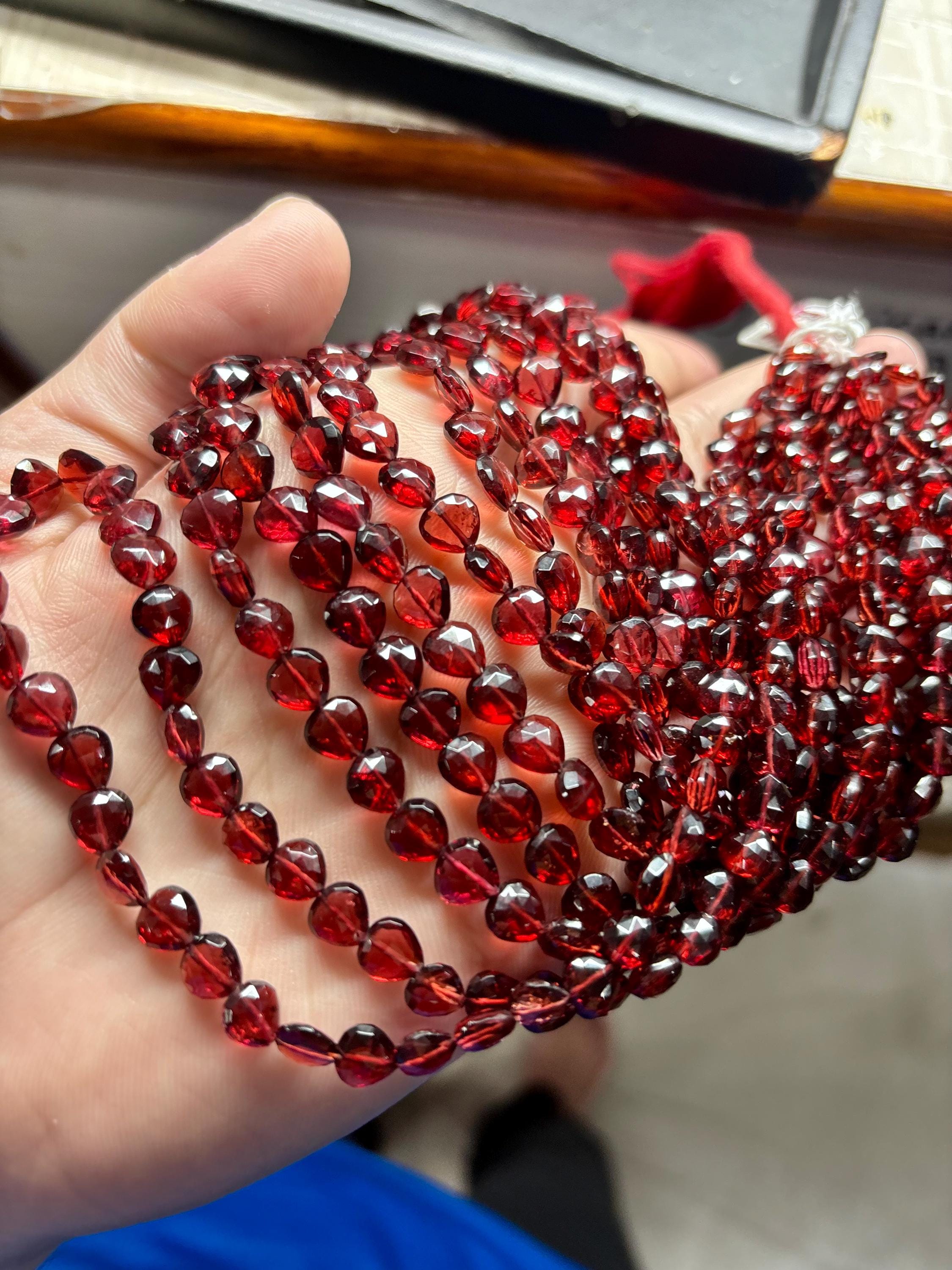 Natural Multi Sapphire Round Cut 1.6mm, Faceted Cut & Polished Loose Multi Sapphire at Rs 2200