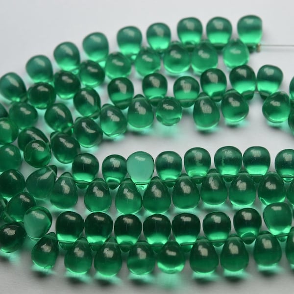 30 Pcs,Emerald Green Hydro Quartz Smooth Tear Drops Shape Briolettes,Size 10-9.5mm