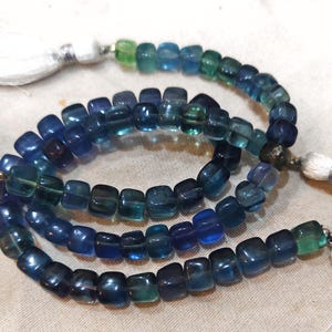 8 Inches Strand, Natural Teel Green Fluorite Smooth box  Shape, Size 7-8mm